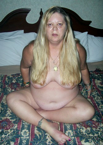 Homemade Ugly Nude - Ugly fat wife nude homemade. Pic #4