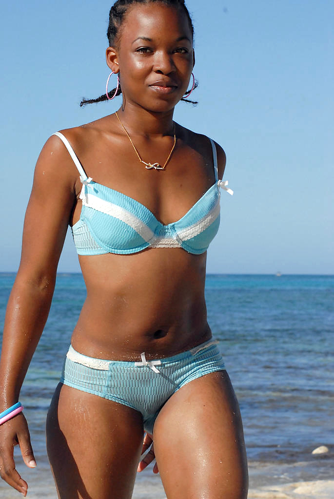 Slutty Tight Skinny Black Teens - Ex ebony girlfriend showing off her tight, skinny. Image #1