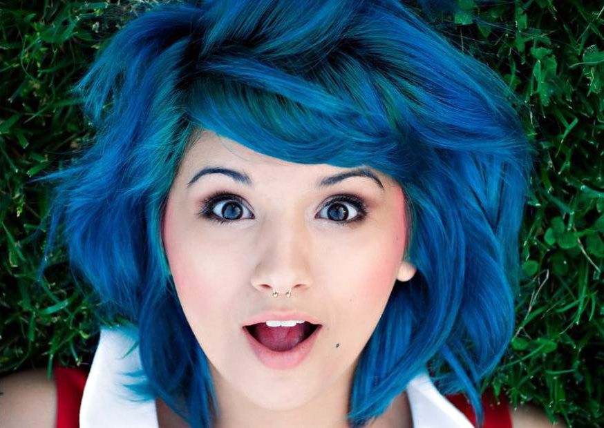 Pictures: Blue hair i like it. | Emo pictures