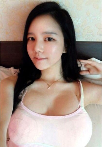 Young Chinese Blowjob