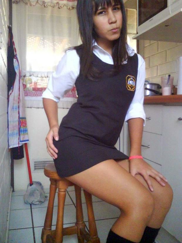 Amateur Schoolgirl Blowjob - Pictures: Sexy Schoolgirl at home. | Amateur pictures