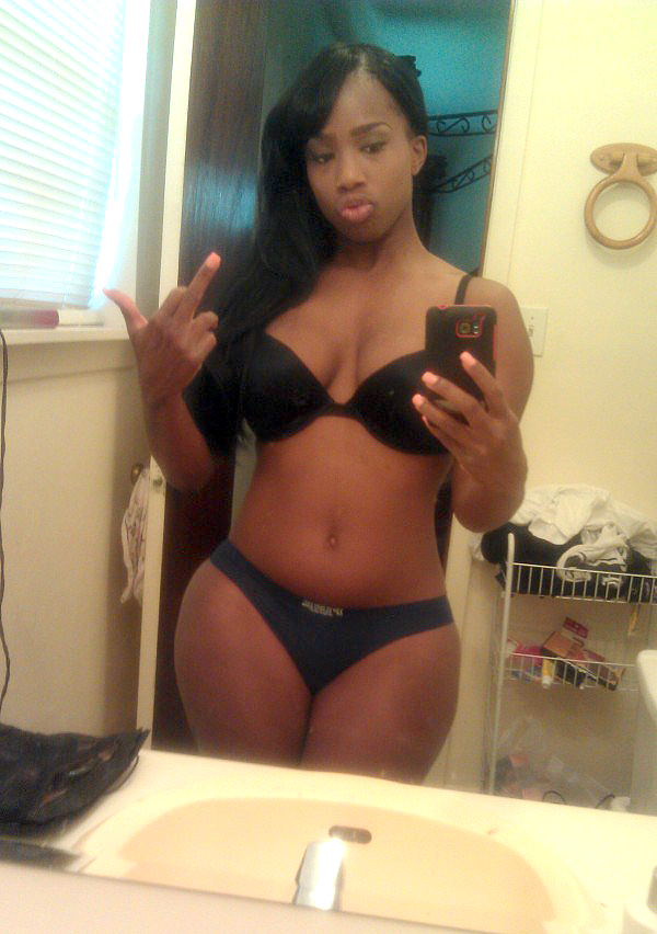 Black Girl Self Shot Big Tits - Big Ebony Tits Self Shots | Sex Pictures Pass