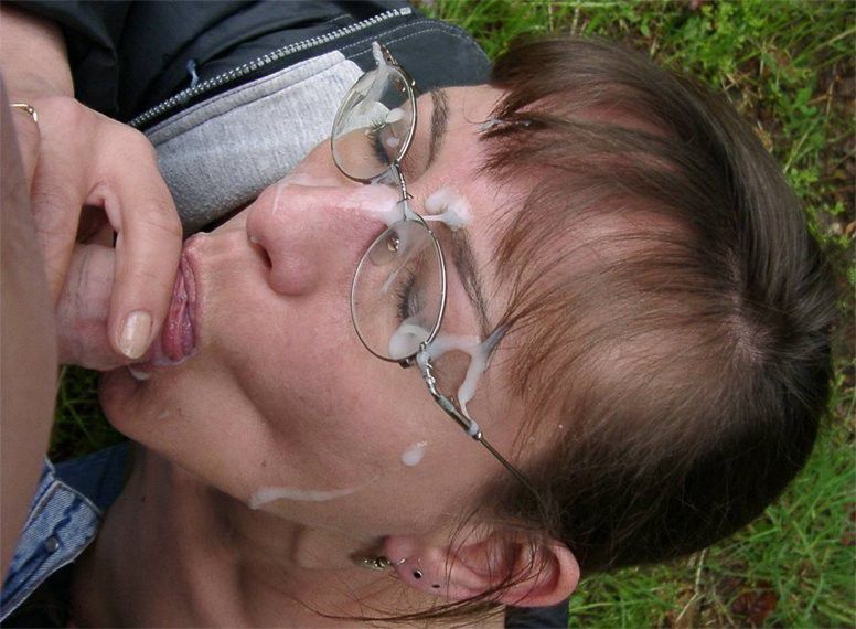 Another great photo of mature german wife doing a blowjob.. photo